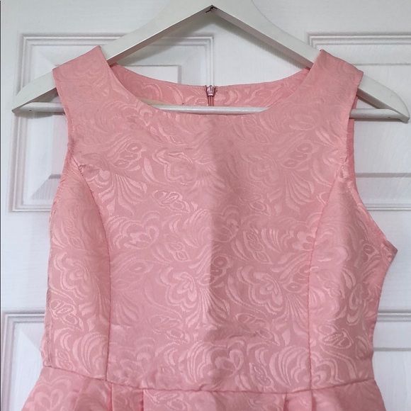 Pretty in Pink - Picture 2 of 3